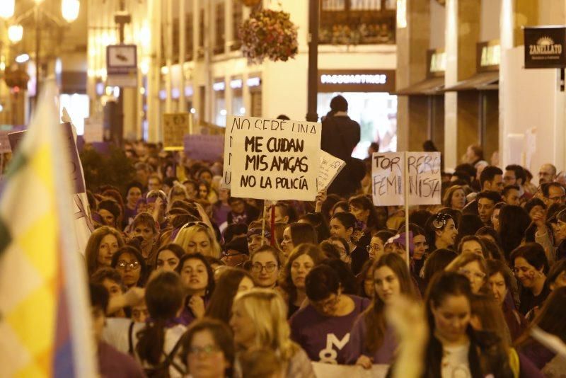 Fotogalería del 8-M en Zaragoza