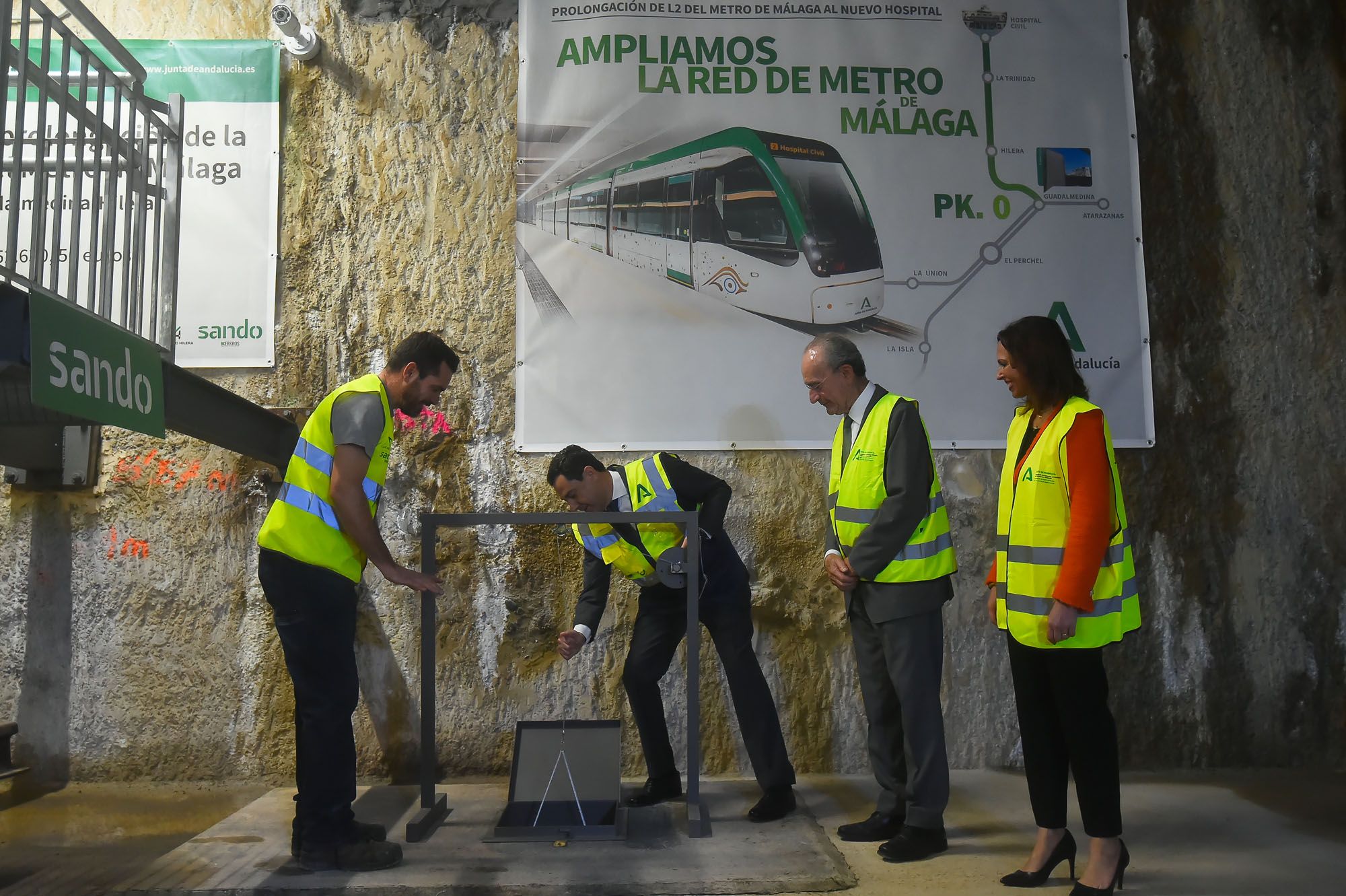 Colocación de la primera piedra de la ampliación de la Línea 2 del metro de Málaga. Álex Zea