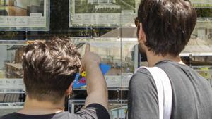 Les llars ingressen un 5,2% més que el 2007 davant el 29% de mitjana de l’OCDE