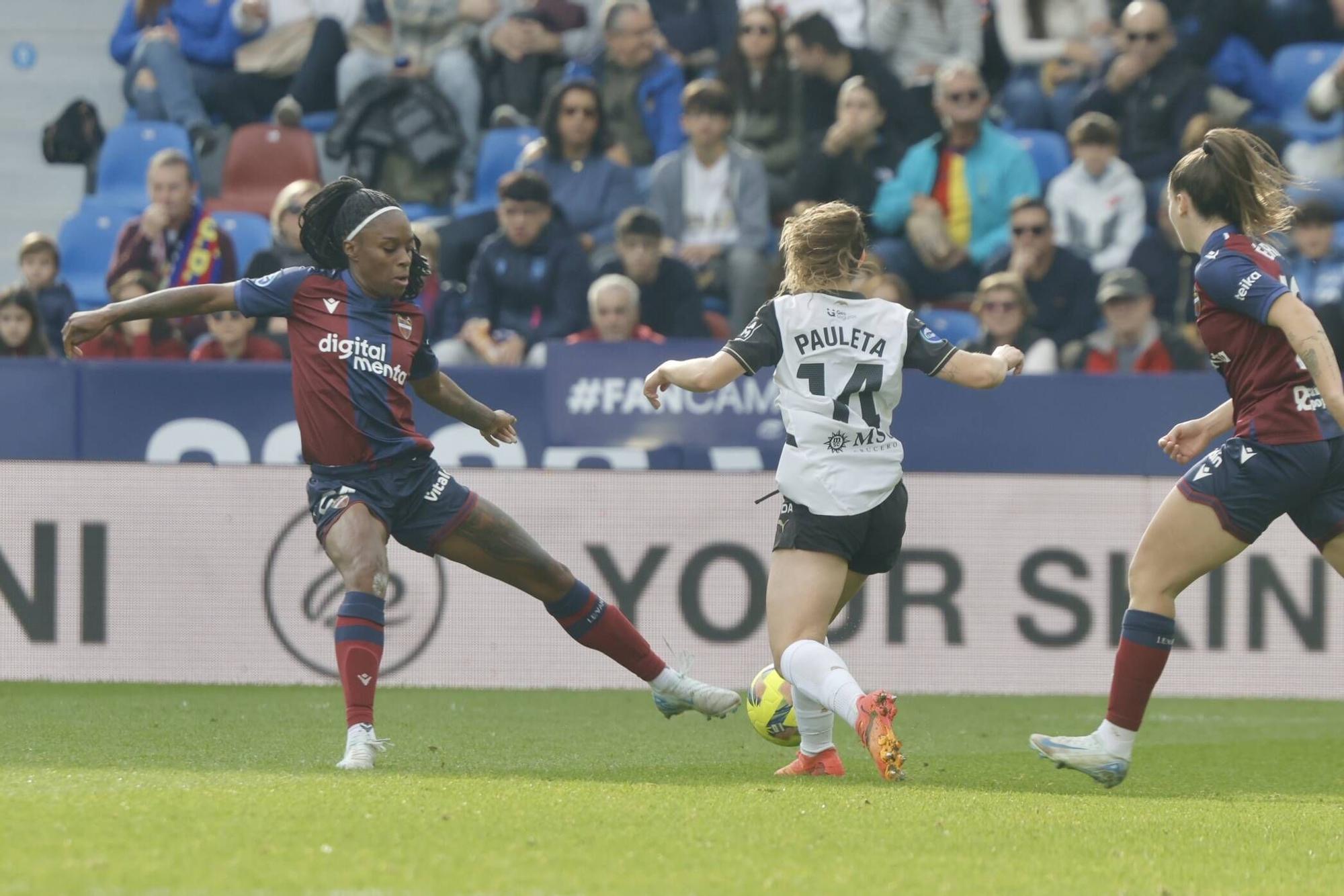 Las mejores fotos del Levante - Valencia de LaLiga F