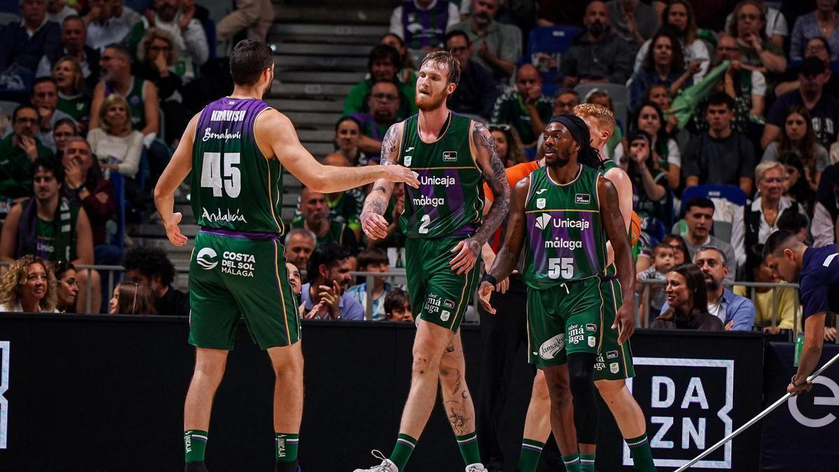 Victoria cómoda del Unicaja ante el Hiopos Lleida.
