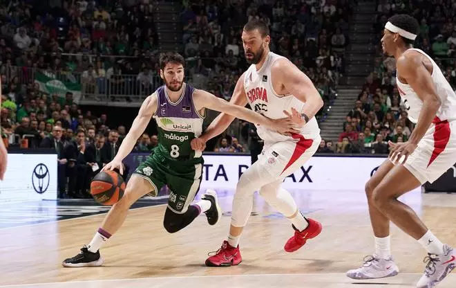 Les imatges del partit del Unicaja - Bàsquet Girona