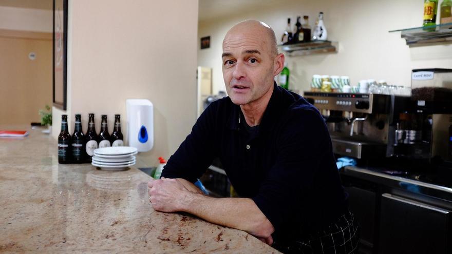 Òscar Mominó, a l'interior del Moka de la Font de les Oques