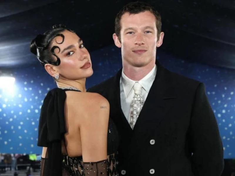 Dua Lipa y Callum Turner