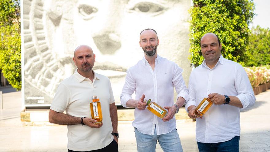 Este es el ron ilicitano que ha logrado la mayor puntuación en el certamen de bebidas de Londres