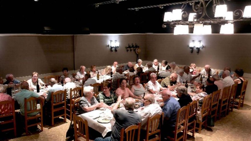 Els companys del servei militar celebren la trobada anual