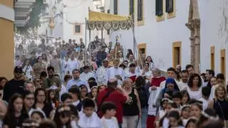 Religión en Ibiza: Un Corpus con aroma a 'herbes de Sant Ponç' y la mirada puesta en León XIV