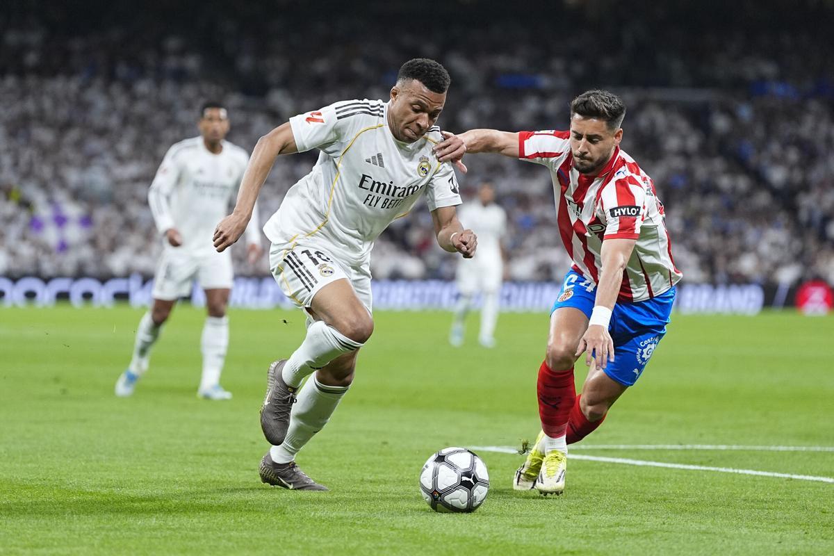 Kylian Mbappé, ante el Girona