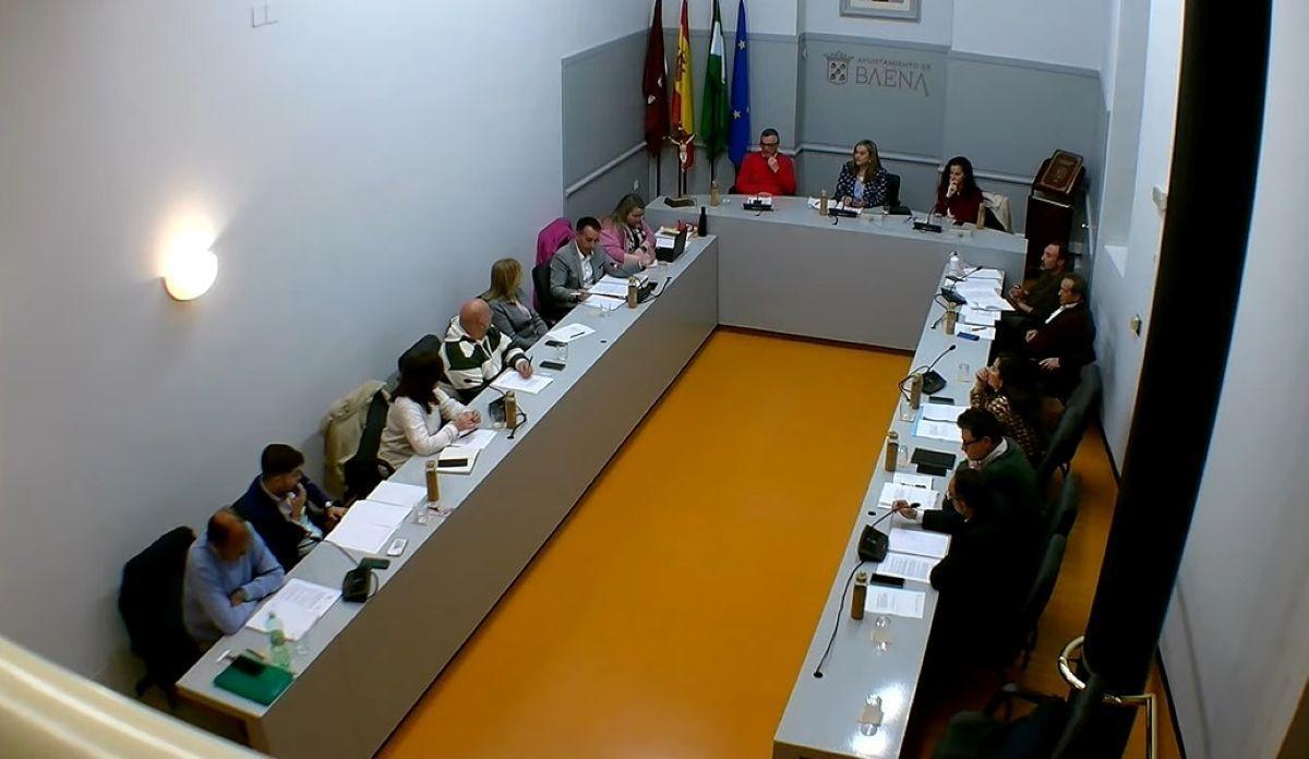 Un momento del pleno de la Corporación municipal de Baena.