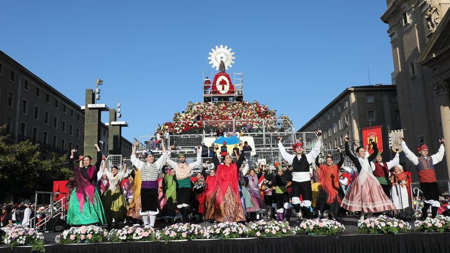 FOTOS | Ucrania, país invitado a la Ofrenda de Flores