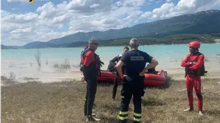 Muere ahogado un hombre en el embalse de Yesa mientras practicaba paddle surf