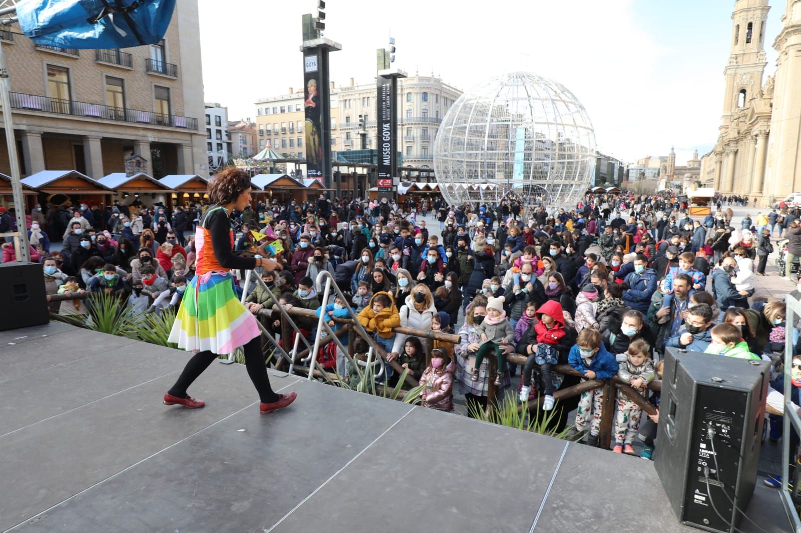 La Navidad se vive en la plaza del Pilar