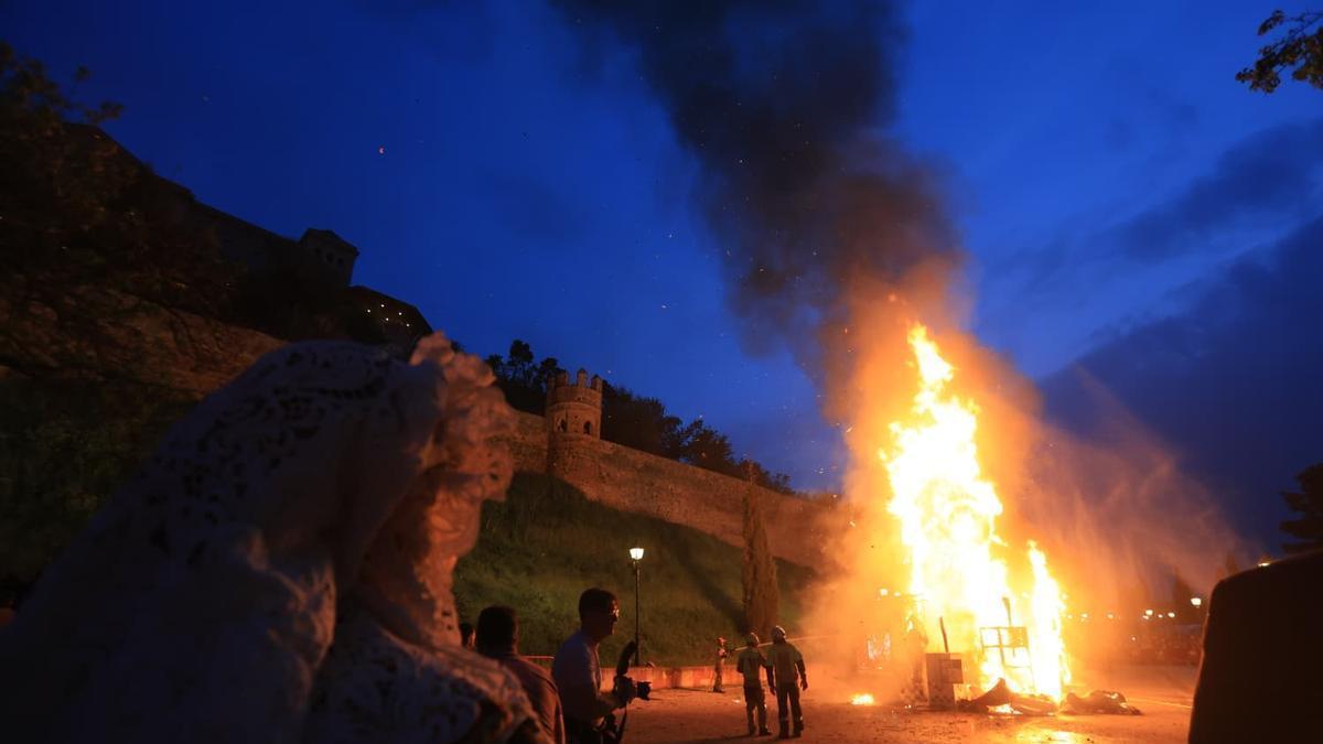 Así ha sido la Cremà de las Hogueras en Toledo