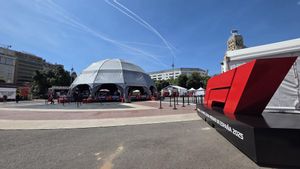 Imagen de la village de la F1 en plaza Catalunya