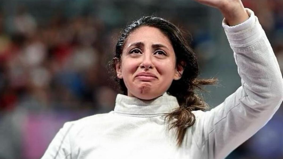 Nada Hafez, tras caer eliminada en el torneo de esgrima de los Juegos Olímpicos.