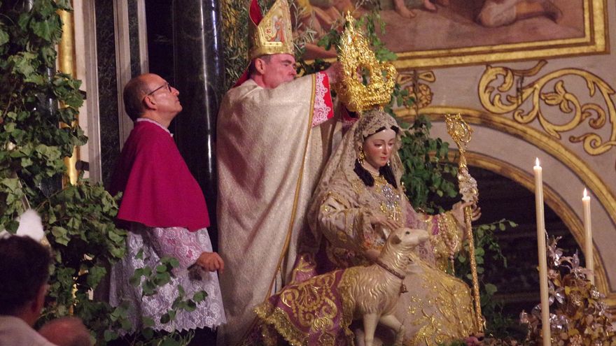 Loor a la Divina Pastora, coronada Madre del Buen Pastor