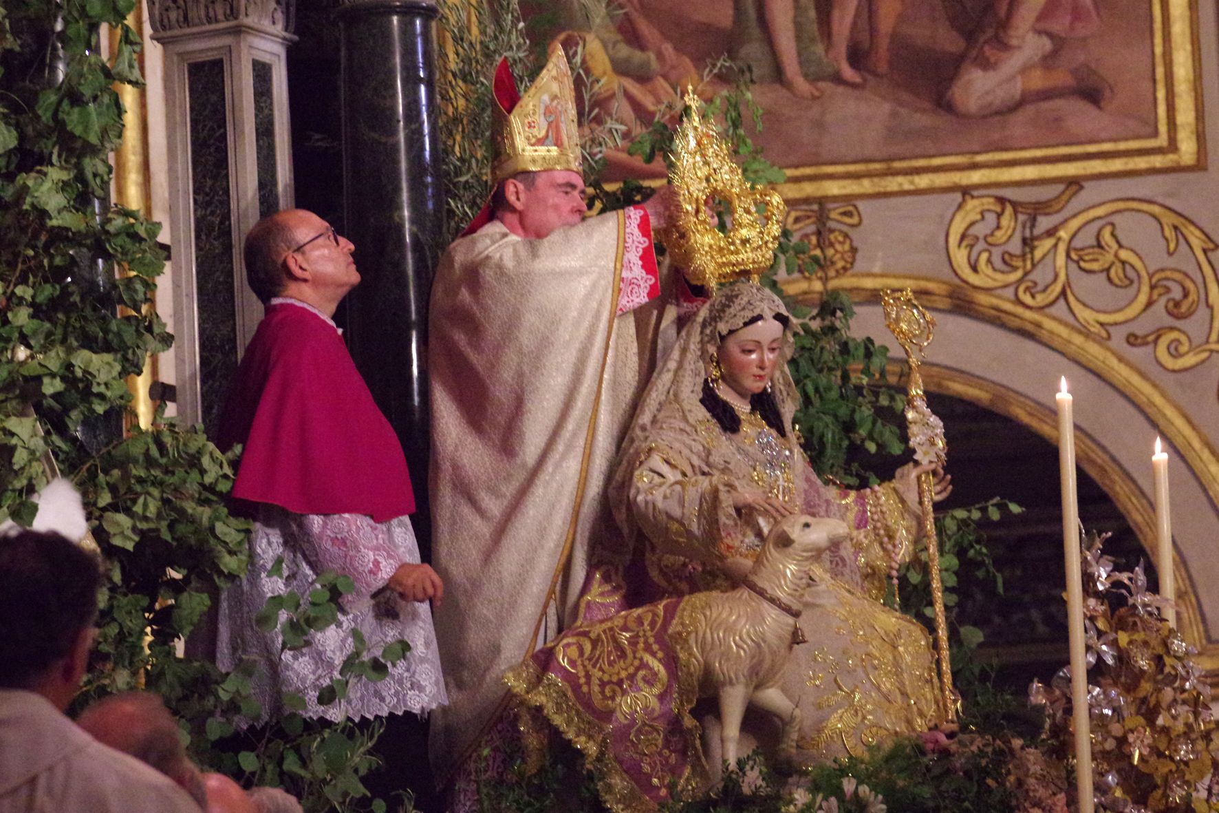 Coronación Canónica de la Divina Pastora en la Catedral de Málaga