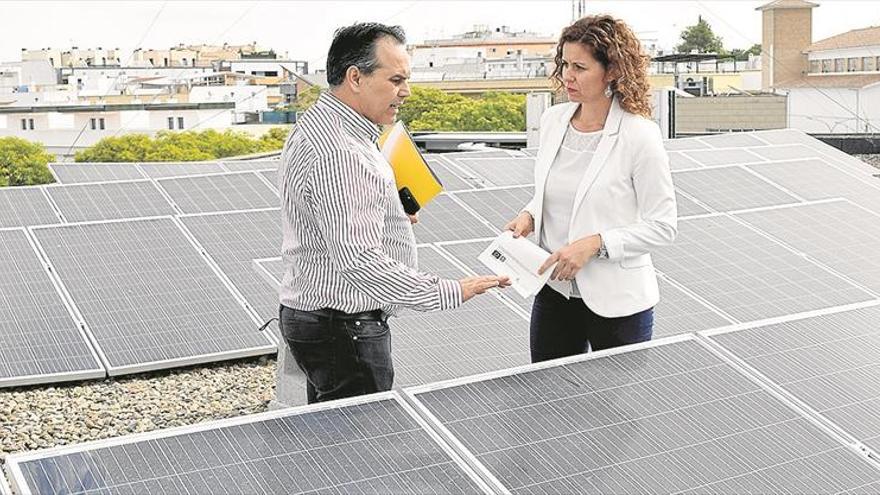 El Consistorio propicia el autoconsumo eléctrico de la Jefatura de Policía Local