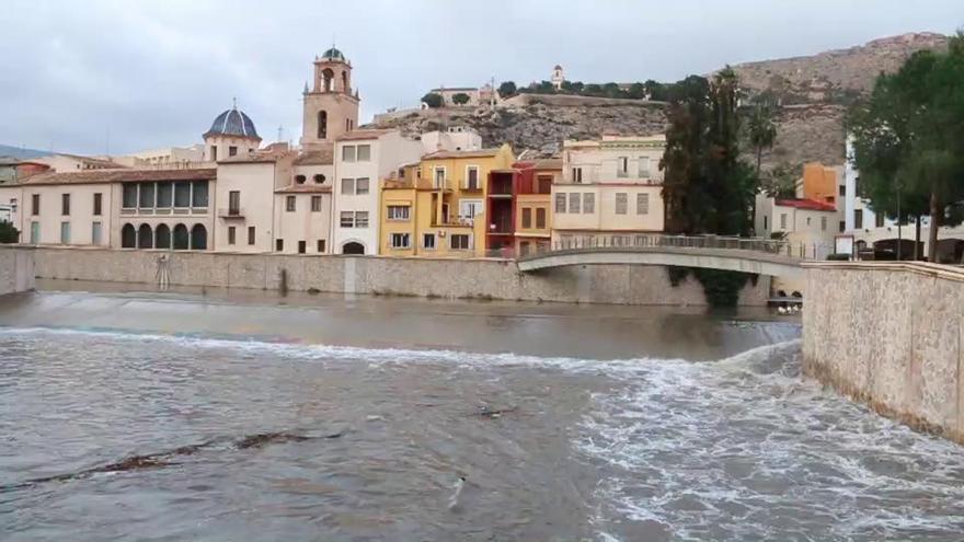 El río Segura "resurge" en la Vega Baja gracias a las últimas lluvias