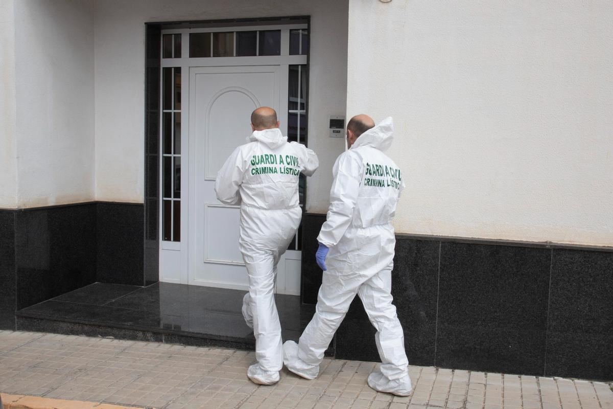Detenidos el vecino y su amigo por el asesinato de la maestra de Rafelcofer