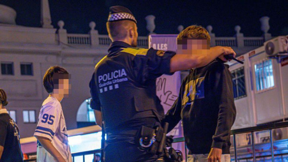 Barcelona despliega su plan 'antinavajas' en zonas conflictivas y focos de multirreincidentes y bandas juveniles