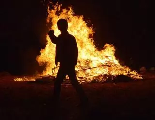 Deza e Tabeirós anticipan o San Xoán con roteiros, comida e moita música
