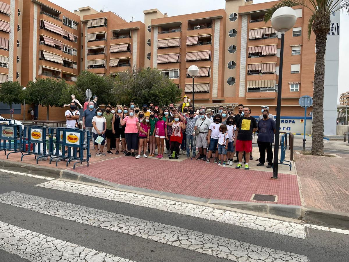 La comisión de La Ceràmica realiza un proyecto social desde hace una década