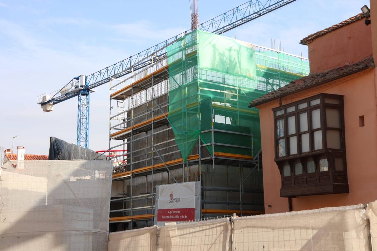 Los procuradores socialistas por Zamora en las Cortes de Castilla y León comparecen ante los medios de comunicación para informar de diversas cuestiones relacionadas con las obras del nuevo Museo de Semana Santa