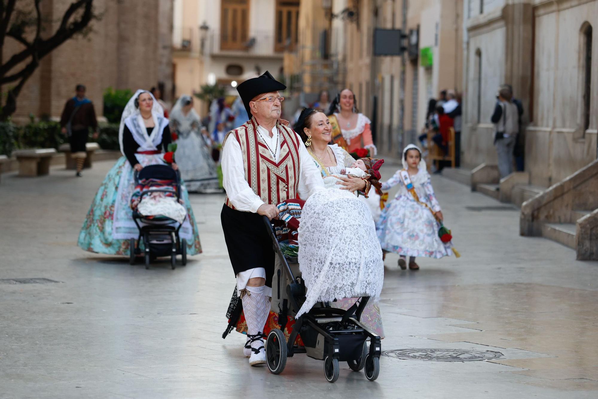 Búscate en el primer día de la Ofrenda en la calle San Vicente entre las 17:00 y las 18:00