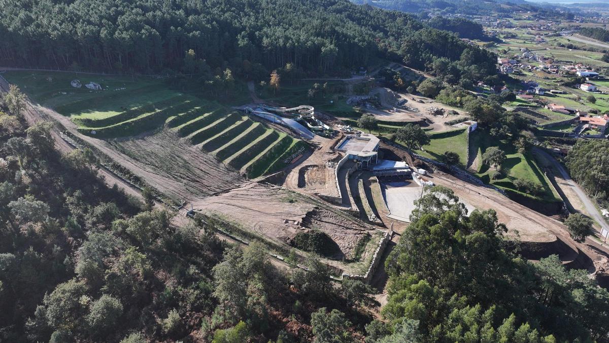 Vista aérea de la instalación que ocupa 70.000 metros cuadrados en San Vicente de Nogueira.