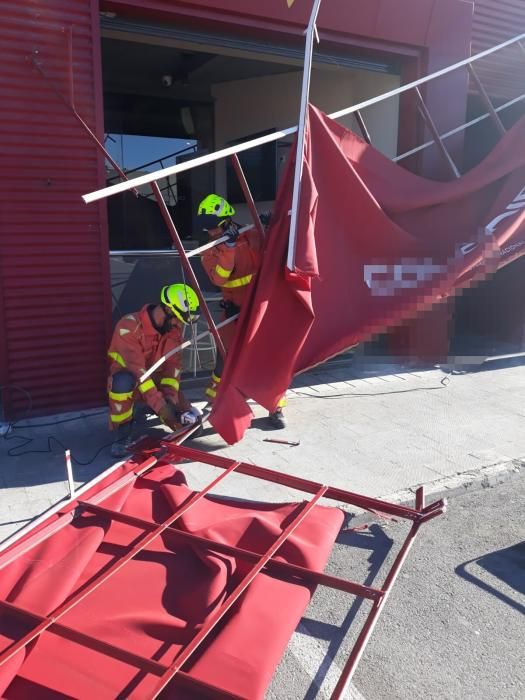 El viento causa desperfectos en Valencia