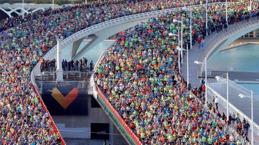 Salida del Maratón de Valencia y del 10K paralelo