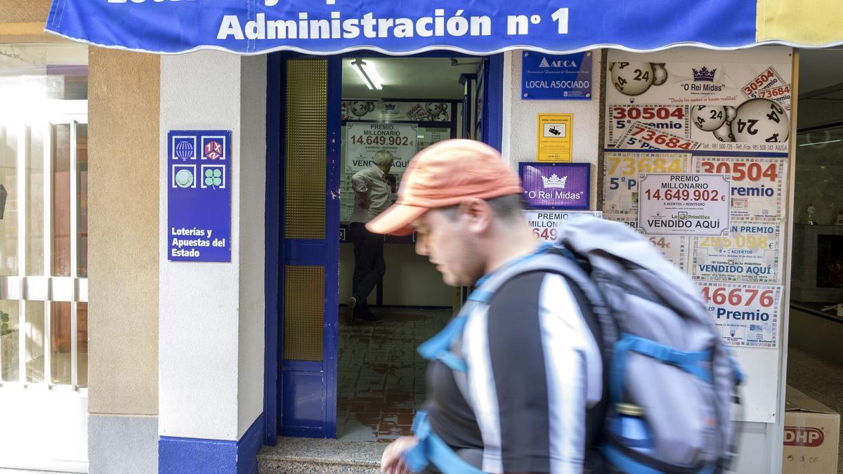 Archivo. Imagen de una administración de Loterías y Apuestas del Estado