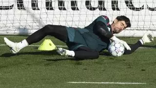 Courtois, baja de última hora en el Clásico por gripe