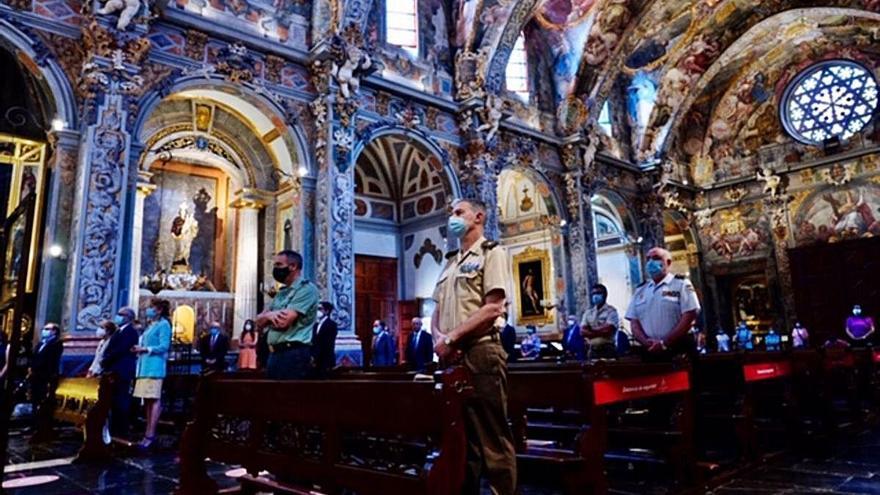 Acto de homenaje «El arte de volver» en la iglesia de San Nicolás, ayer.