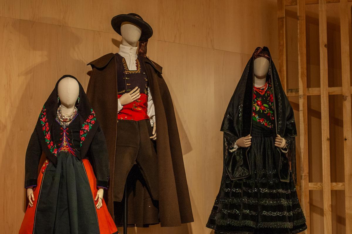 GALERÍA | La inauguración de la muestra de indumentaria tradicional en Zamora, en imágenes GALERÍA | La inauguración de la muestra de indumentaria tradicional en Zamora, en imágenes