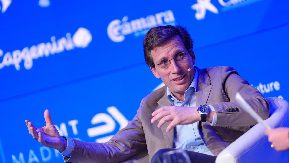 Almeida durante un foro económico celebrado este mes.