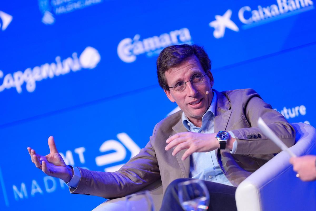 Almeida durante un foro económico celebrado este mes.