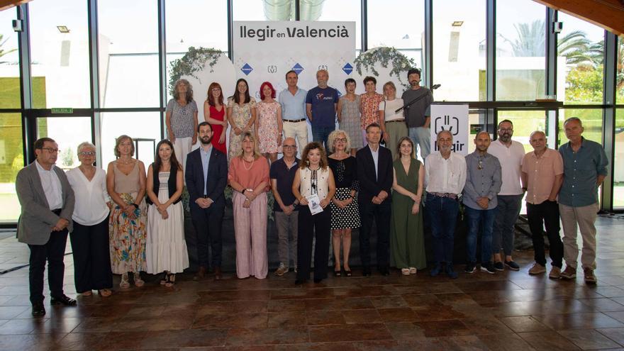 Onze llibres en valencià per a recuperar «la memòria de l&#039;aigua»