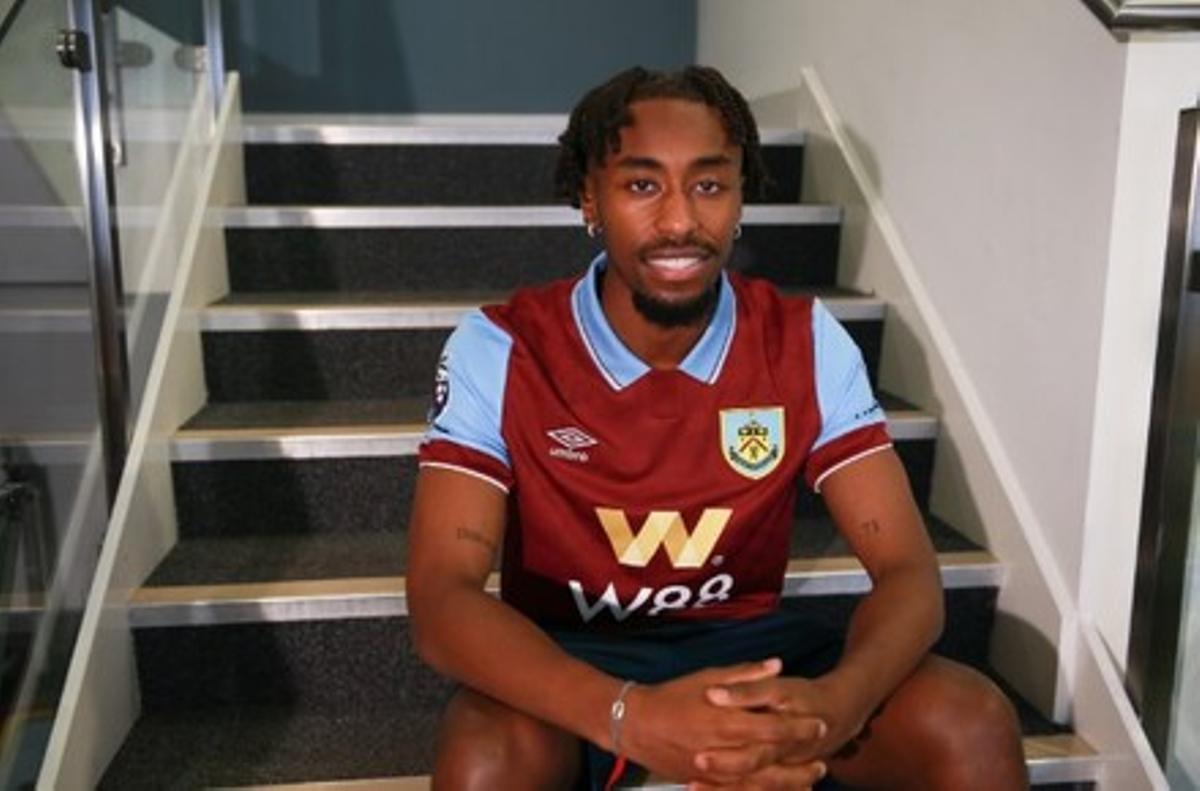 Mike trésor, del Burnley