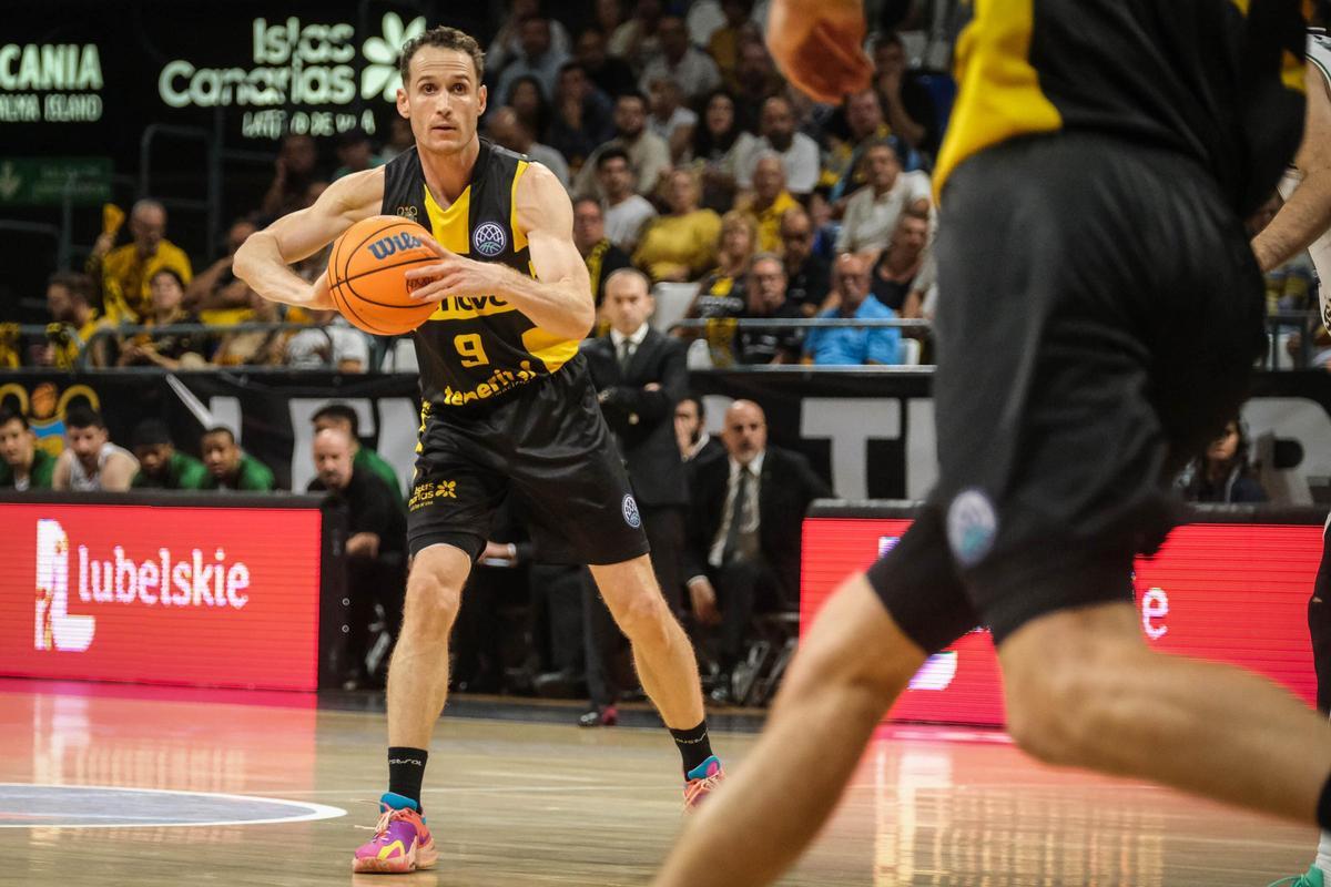 Partido Lenovo Tenerife - Darussafaka, en imágenes