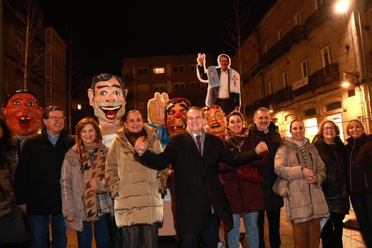 El Meco y los cabezudos estrenan el carnaval en Vigo