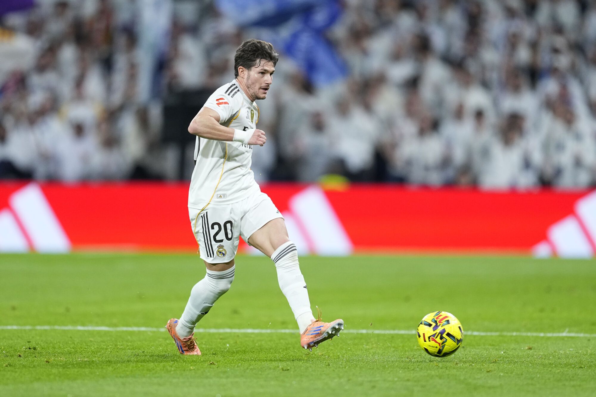 Fran Garcia of Real Madrid CF in action during the Spanish League, LaLiga EA Sports, football match played between Real Madrid and RC Celta de Vigo at Bernabeu stadium on December 07, 2025, in Madrid, Spain. AFP7 07/12/2025 ONLY FOR USE IN SPAIN. Oscar J. Barroso / AFP7 / Europa Press;2025;SOCCER;SPORT;ZSOCCER;ZSPORT;Real Madrid v RC Celta de Vigo - LaLiga EA Sports;