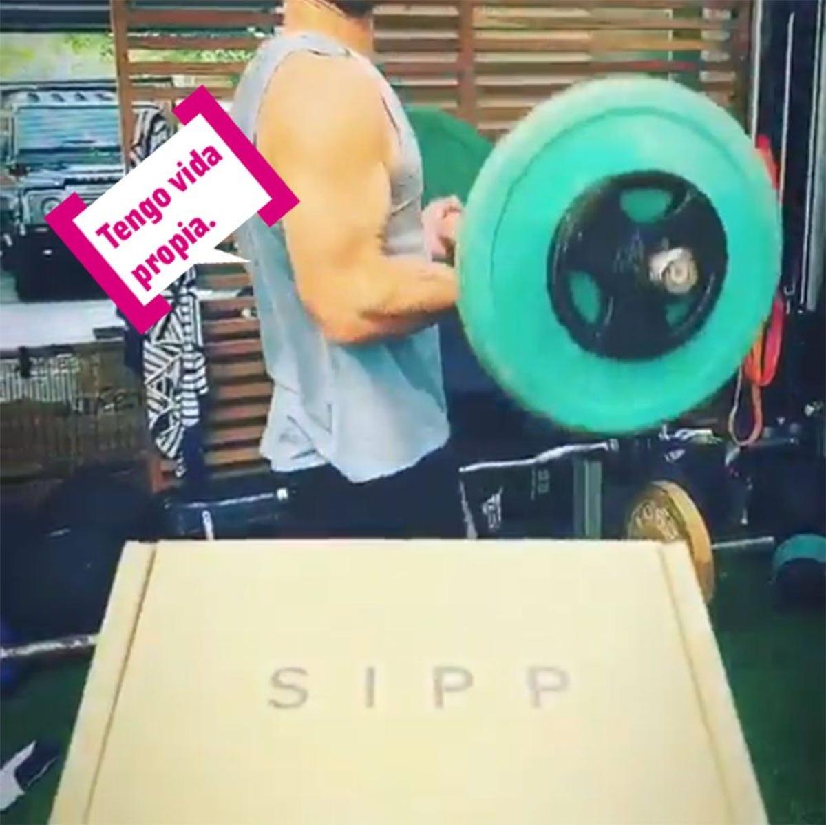 El bíceps de Chris Hemsworth