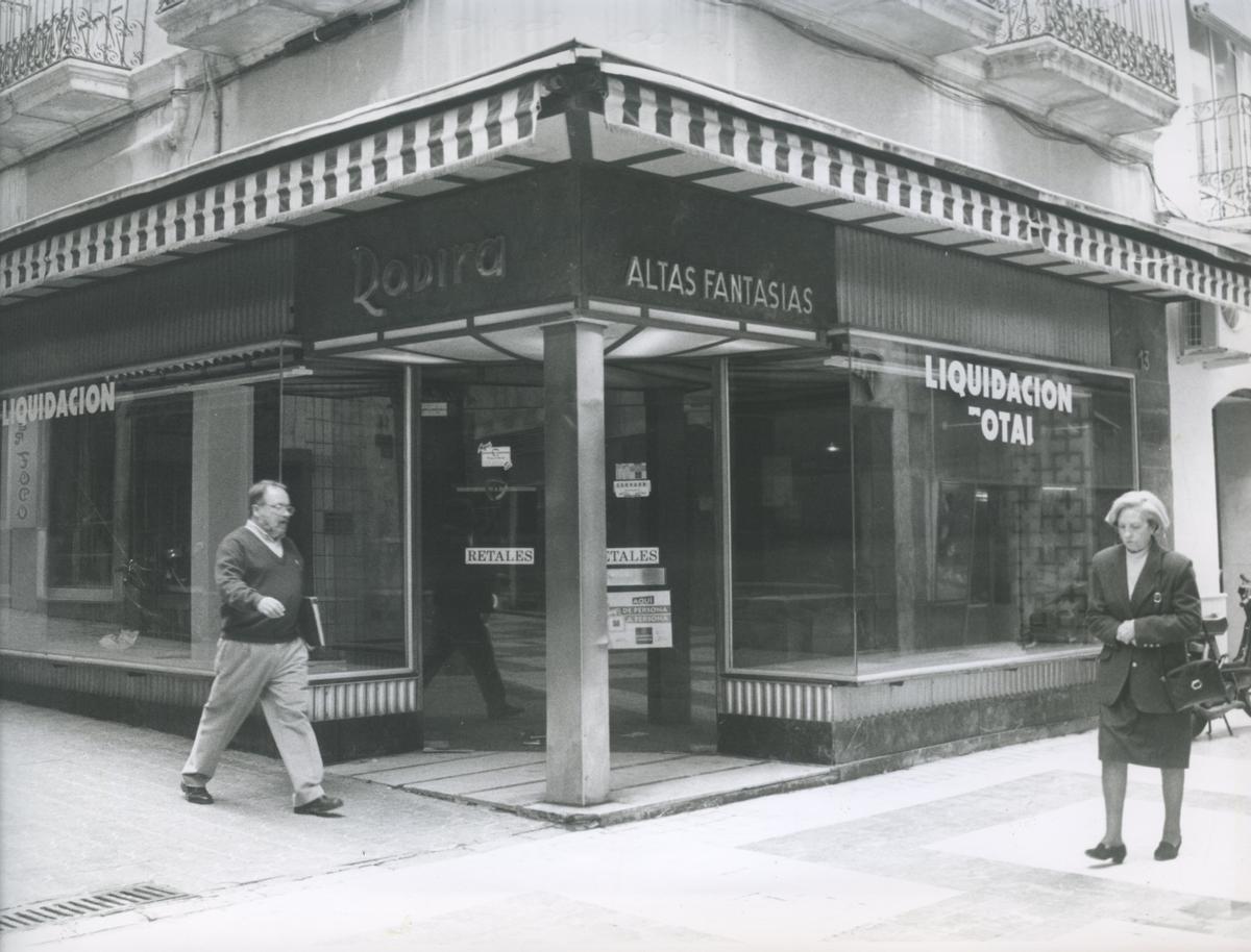 Comercio Tradicional - cierra Tejidos Rovira tras 85 años de actividad