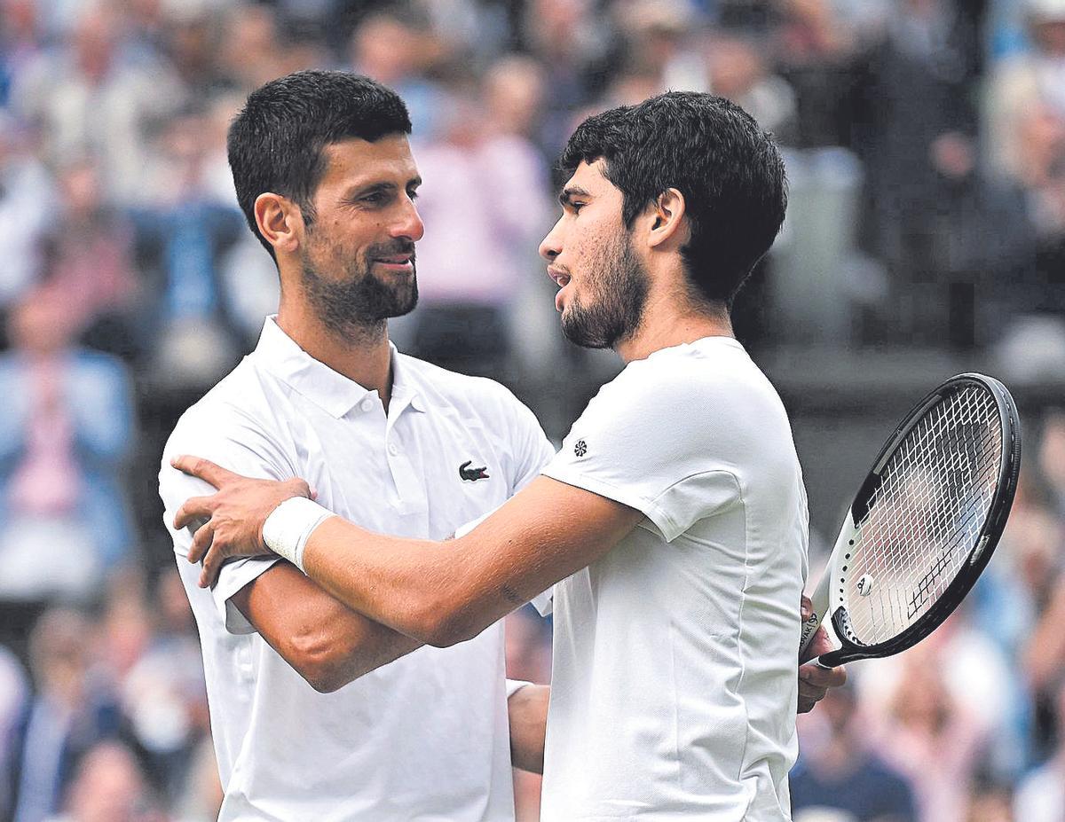 Djokovic felicita a Alcaraz por su victoria en la final de Wimbledon