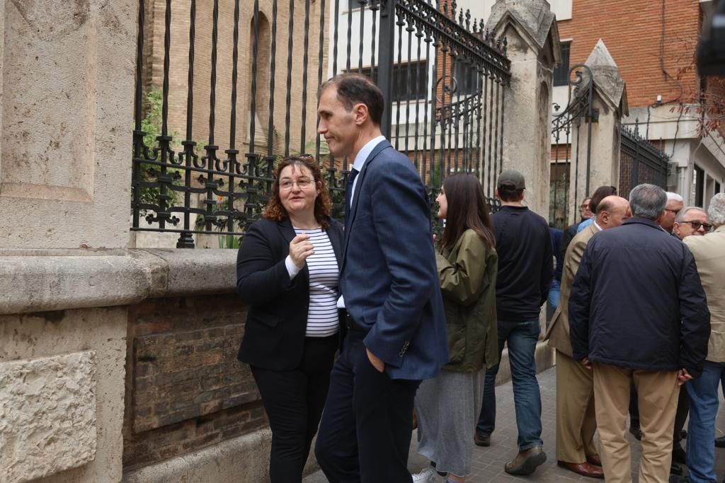 Las imágenes del entierro del padre del presidente del Levante, Pedro Catalán