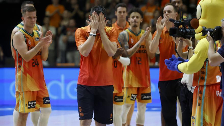 La Fonteta despide en pie a una leyenda, Sam Van Rossom