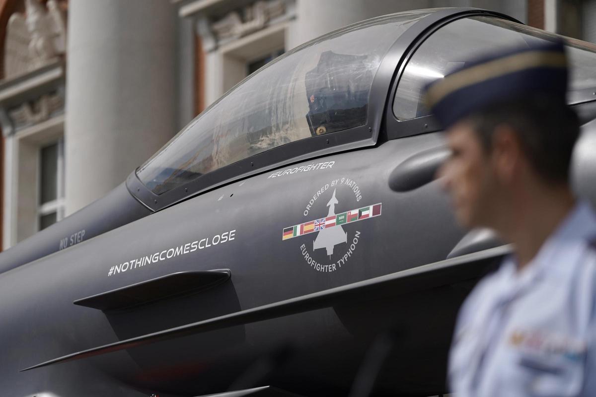 Con una previsión de 115 unidades para 2035 y 69 actualmente operativas, el caza Eurofighter es la columna vertebral de la defensa aérea en España.