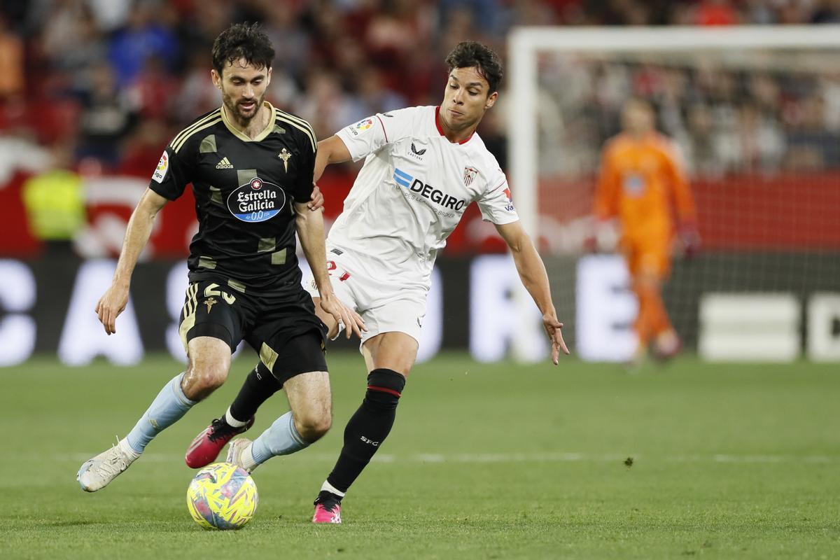 Un Sevilla FC de dos caras salva un punto en el último segundo